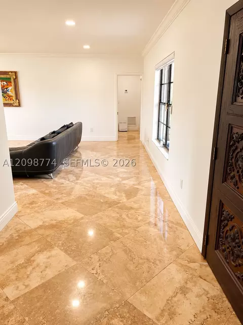 Entry Way - 19265 E Saint Andrews Dr, Hialeah, FL 33015 photo 3 of 7