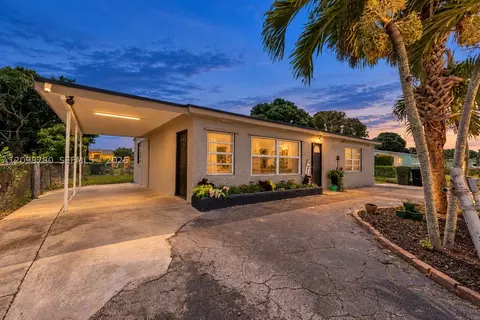 2308 NW 13th Ct, Fort Lauderdale, FL 33311