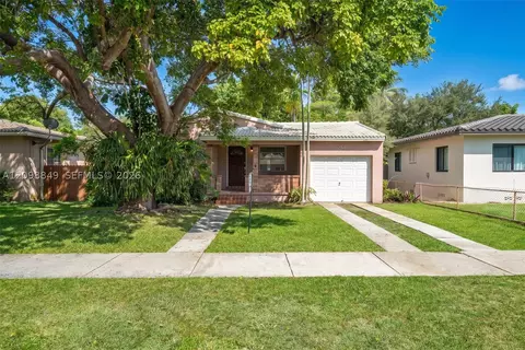 250 Laurel Way, Miami Springs, FL 33166