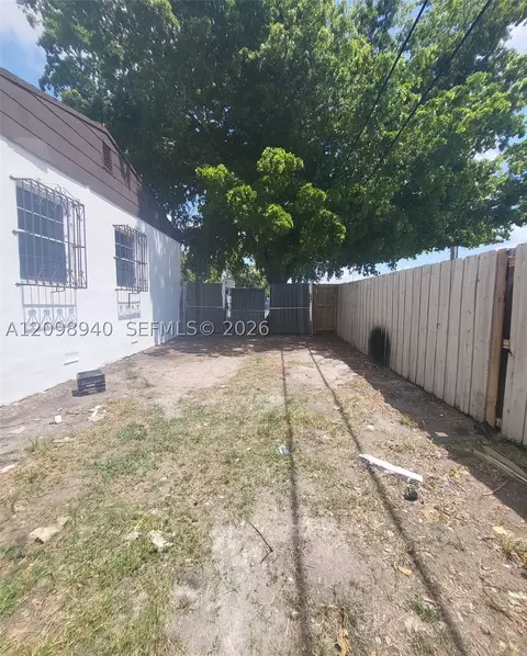 6700 SW 30th St, Miami, FL 33155 photo 2