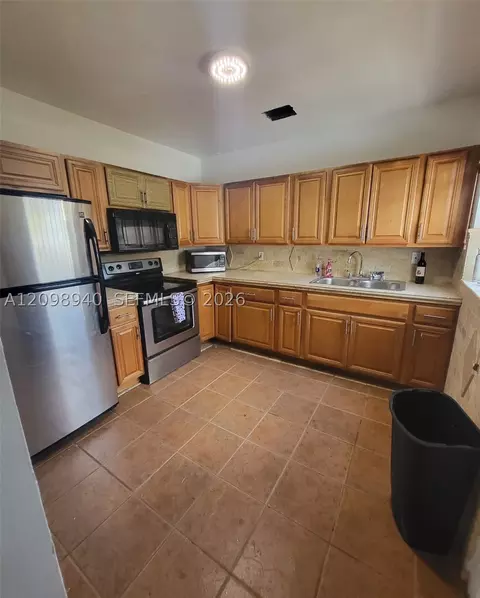 6700 SW 30th St, Miami, FL 33155 photo 5