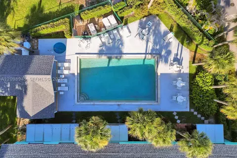 13513 Indian River Dr S #CORNER 6-01, Jensen Beach, FL 34957