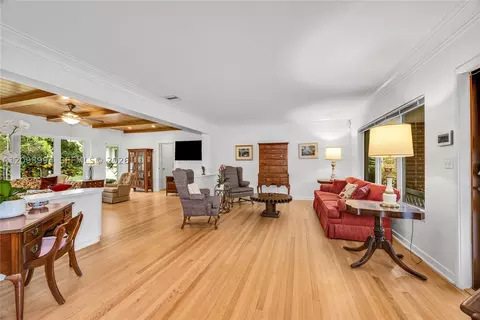 Living - 1245 Algardi Ave, Coral Gables, FL 33146 photo 3 of 9