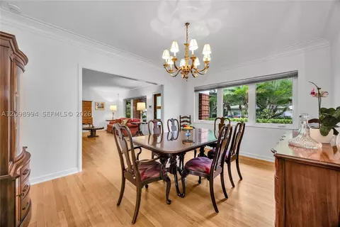 Dining - 1245 Algardi Ave, Coral Gables, FL 33146 photo 3 of 3