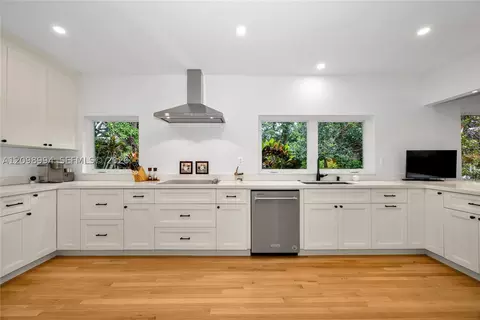 Kitchen - 1245 Algardi Ave, Coral Gables, FL 33146 photo 5 of 5