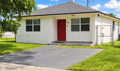 13601 Harrison St, Miami, FL 33176