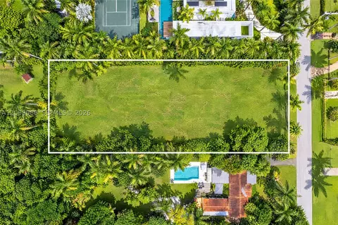 14000 NE 1st Ave, Miami, FL 33161