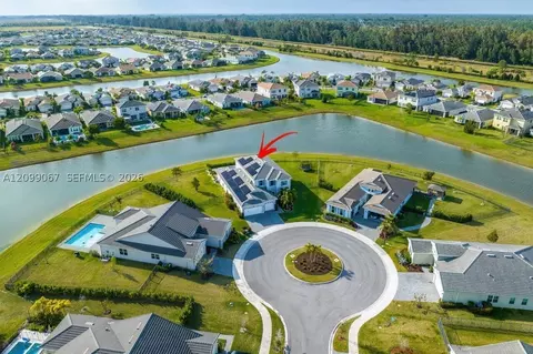 15962 Wildflower Ct, Loxahatchee, FL 33470