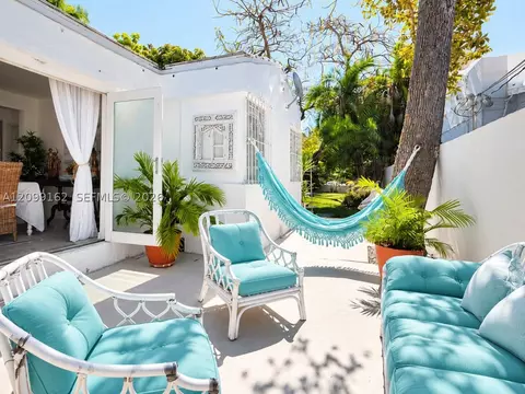 6910 Rue Notre Dame, Miami Beach, FL 33141