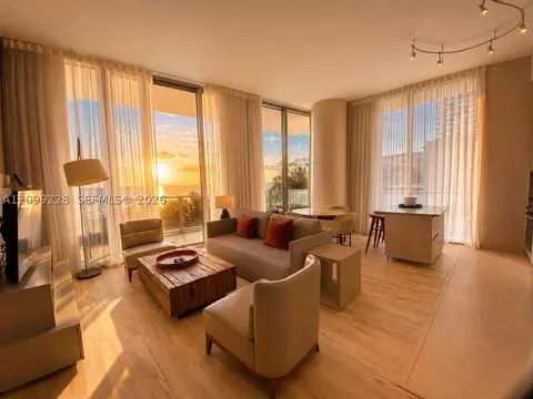 4111 S Ocean Dr #305, Hollywood, FL 33019