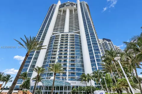 18101 Collins Ave #602, Sunny Isles Beach, FL 33160