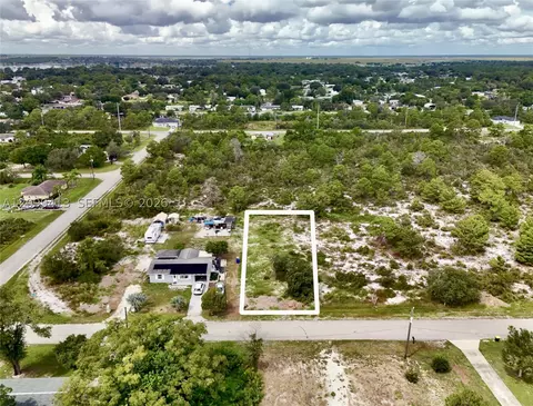 408 Sandpiper St, Lake Placid, FL 33852