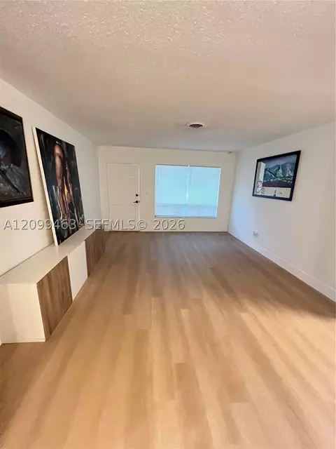 4177 NW 52nd Ave, Lauderdale Lakes, FL 33319