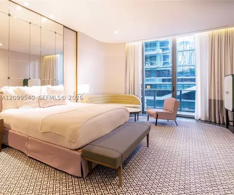 801 S Miami Ave #707, Miami, FL 33130