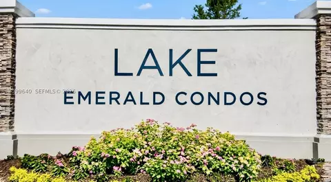 112 Lake Emerald Dr #109, Oakland Park, FL 33309