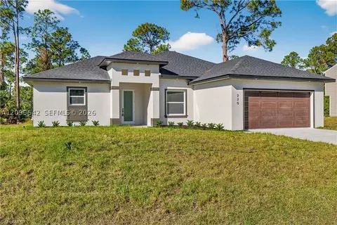 2603 W 50th St, Lehigh Acres, FL 33971