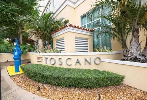 7350 SW 89th St #817S, Miami, FL 33156
