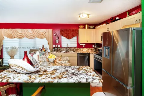Kitchen - 8564 SW 23rd Ct, Miramar, FL 33025 photo 2 of 3