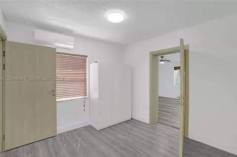 Bedroom - 550 E 10th Ave, Hialeah, FL 33010 photo 10 of 12