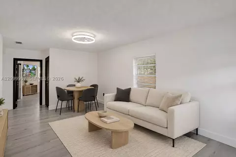 Living - 550 E 10th Ave, Hialeah, FL 33010 photo 1 of 5