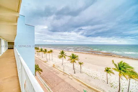 300 Oregon St #507, Hollywood, FL 33019