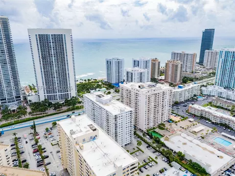 1849 S Ocean Dr #1606, Hallandale Beach, FL 33009