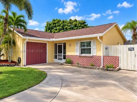 1063 Concert Way, Royal Palm Beach, FL 33411