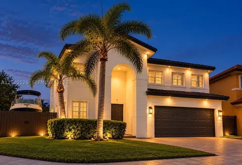 15813 SW 140th St, Miami, FL 33196