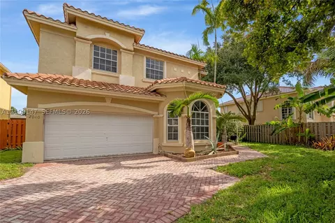 2010 NW 98th Way, Pembroke Pines, FL 33024
