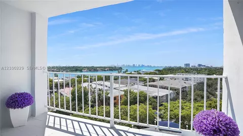 6900 Bay Dr #8K, Miami Beach, FL 33141
