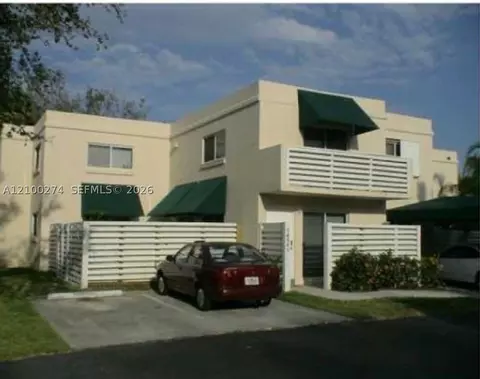 14347 SW 97th Ln, Miami, FL 33186