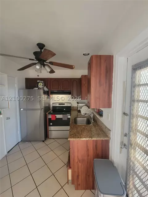 1490 NW 43rd Ave #308, Lauderhill, FL 33313