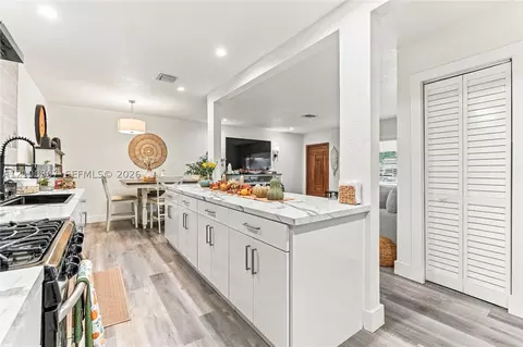 Kitchen - 5802 W 3rd Ave, Hialeah, FL 33012 photo 2 of 10