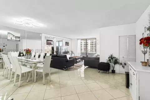 600 Three Islands Blvd #612, Hallandale Beach, FL 33009