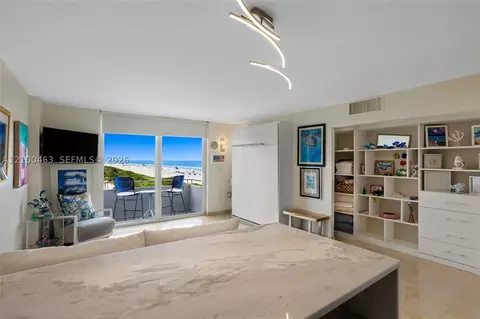 465 Ocean Dr #718, Miami Beach, FL 33139