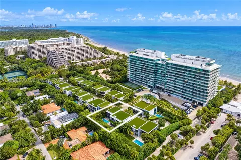 View/Area - 110 Reef Ln #10, Key Biscayne, FL 33149 photo 1 of 4