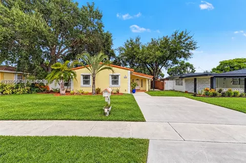 3225 Arthur Ter, Hollywood, FL 33021