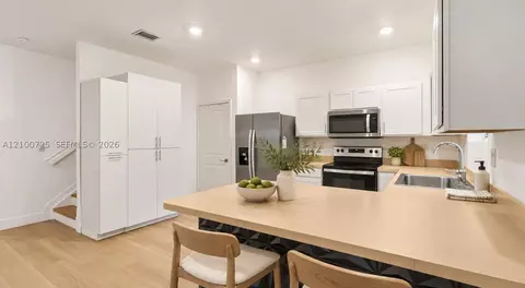 1791 SE 9th Ter, Homestead, FL 33034