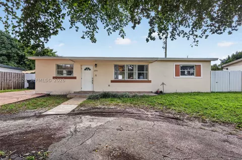 231 N 65th Ter, Hollywood, FL 33024