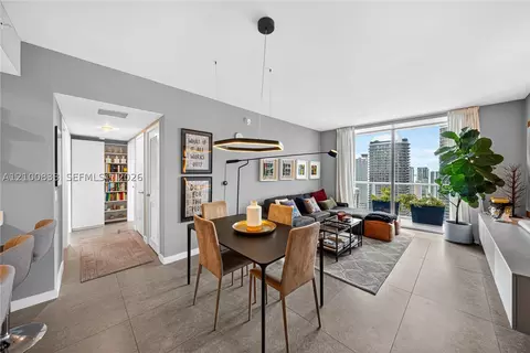 1100 S Miami Ave #3807, Miami, FL 33130