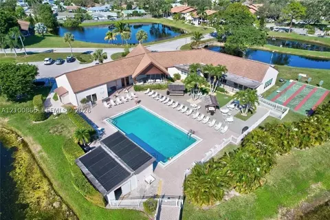 View/Area - 6531 SE Se Federal Hwy #J112, Stuart, FL 34997 photo 2 of 5