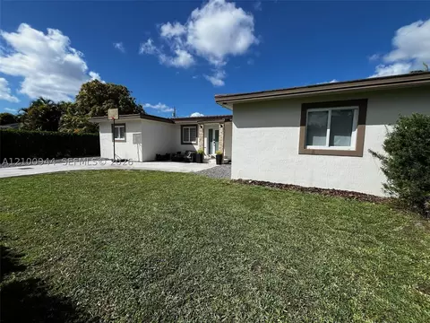 Exterior - 9975 NW 27th Ter, Doral, FL 33172 photo 2 of 6