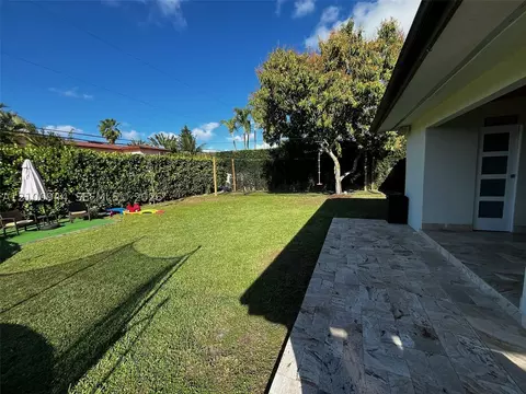 Exterior - 9975 NW 27th Ter, Doral, FL 33172 photo 4 of 6