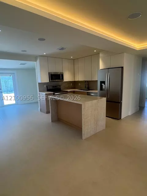 Kitchen - 841 NE 4th Pl, Hialeah, FL 33010 photo 1 of 3
