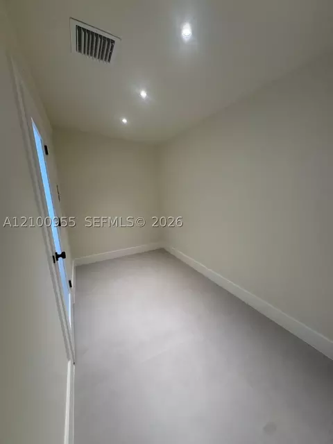 Other - 841 NE 4th Pl, Hialeah, FL 33010 photo 5 of 5