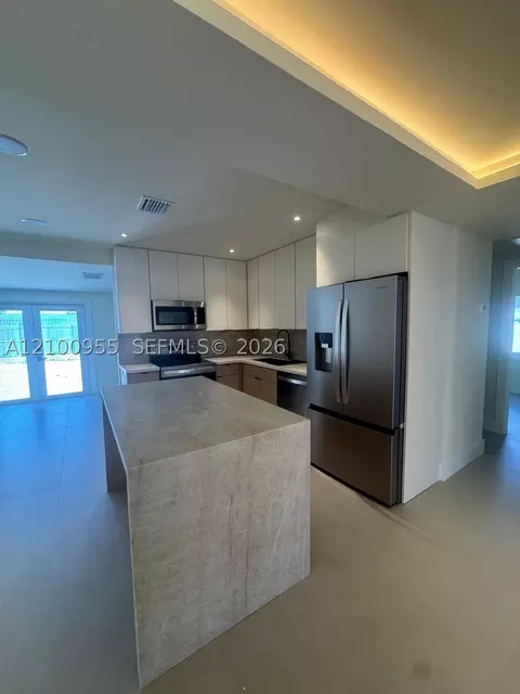 Kitchen - 841 NE 4th Pl, Hialeah, FL 33010 photo 3 of 3