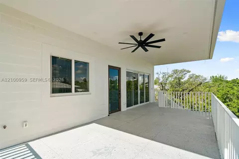 Exterior - 862 Cardinal, Key Largo, FL 33037 photo 3 of 5