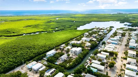 View/Area - 862 Cardinal, Key Largo, FL 33037 photo 5 of 5