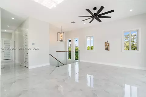 Living - 862 Cardinal, Key Largo, FL 33037 photo 2 of 2