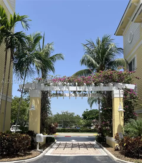 150 NE 15th Ave #144, Fort Lauderdale, FL 33301